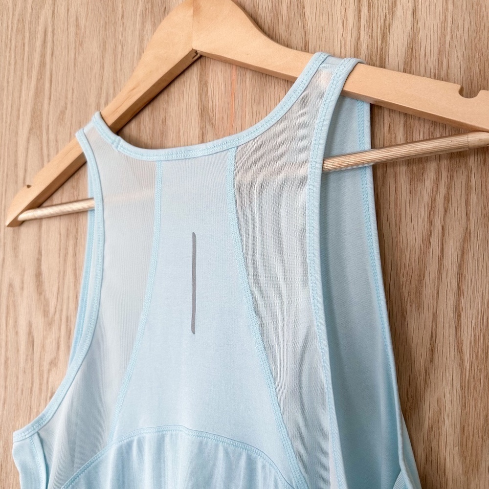 All In Motion Blue Athletic Split Hem Tank Top - Picture 4 of 5